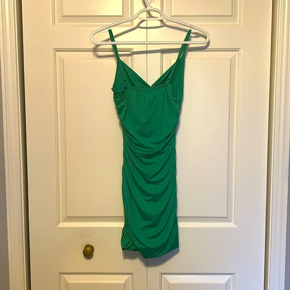 Green Dress - Picture 2 of 2